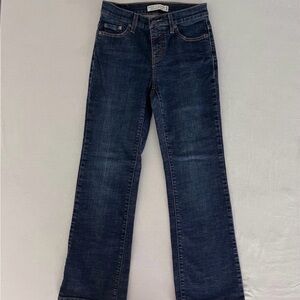 Levi’s 512 Perfectly Slimming Boot Cut Woman’s Jeans Denim size 4P Medium 26x28